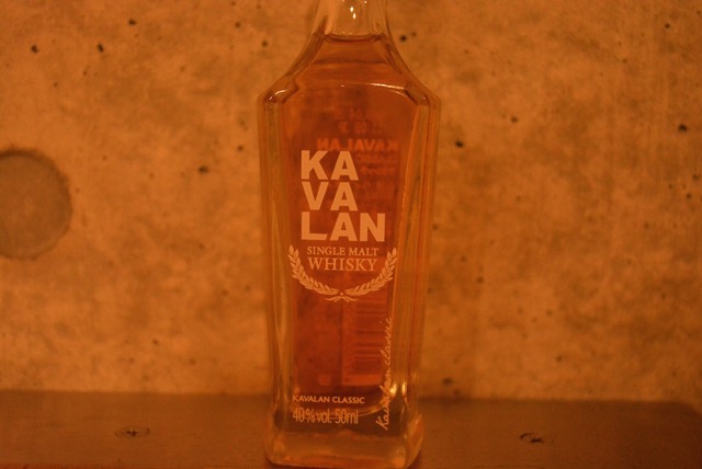 カラバン クラシック ゆっくりと甘みが広がり飲みやすい台湾ウイスキー。 - 麦伝説